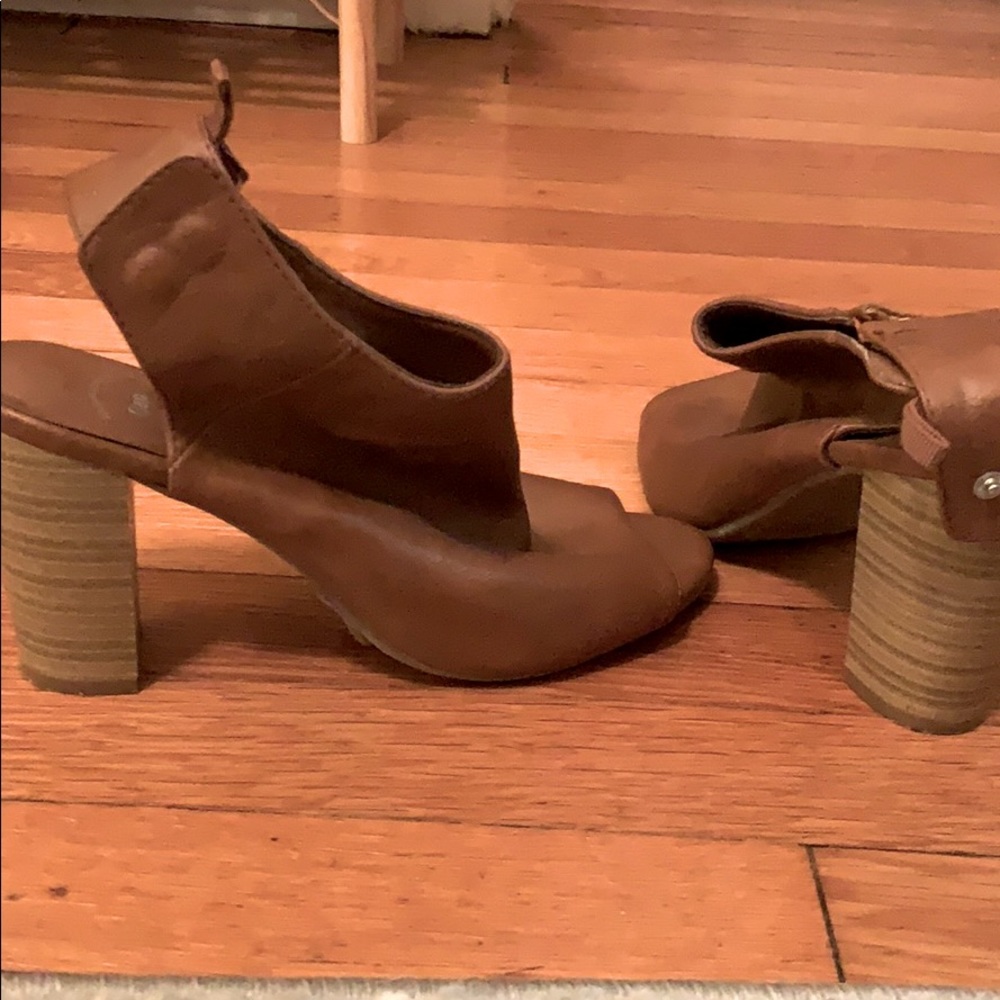 Open toe heel